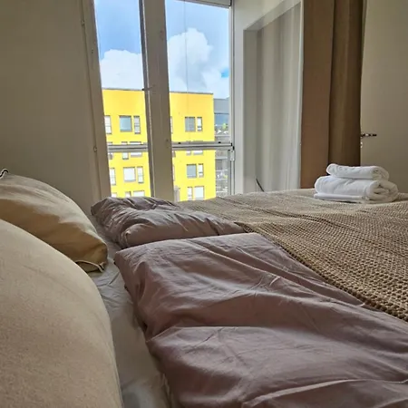 Piastrella's Cheerful Little Two-room Apartamento Turku
