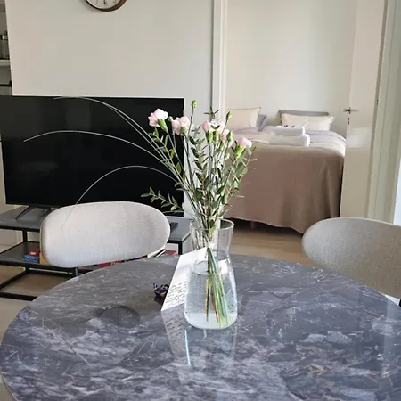 Piastrella's Cheerful Little Two-room *